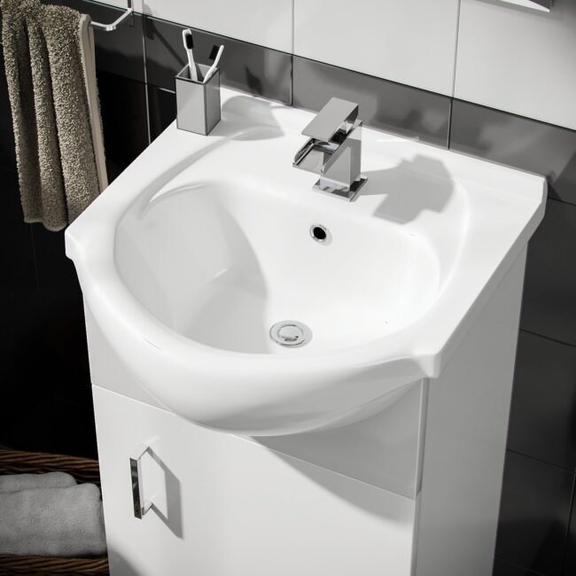 Ellen 3-Piece Bathroom Suite White - Close Coupled Toilet. 450mm Basin Vanity Unit and Round Bath Tub - Image 7