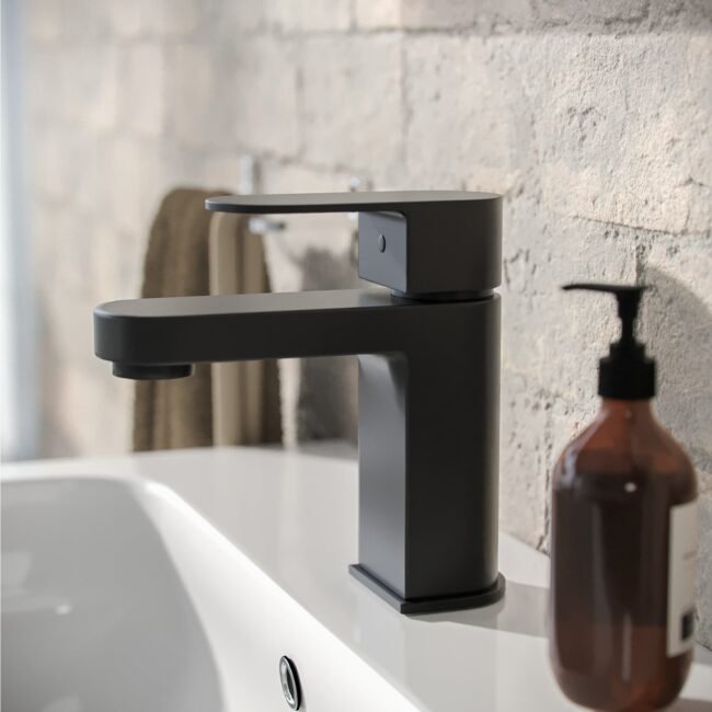 Eclipse Contemporary Matte Black Basin Sink Mono Mixer Tap - Image 5