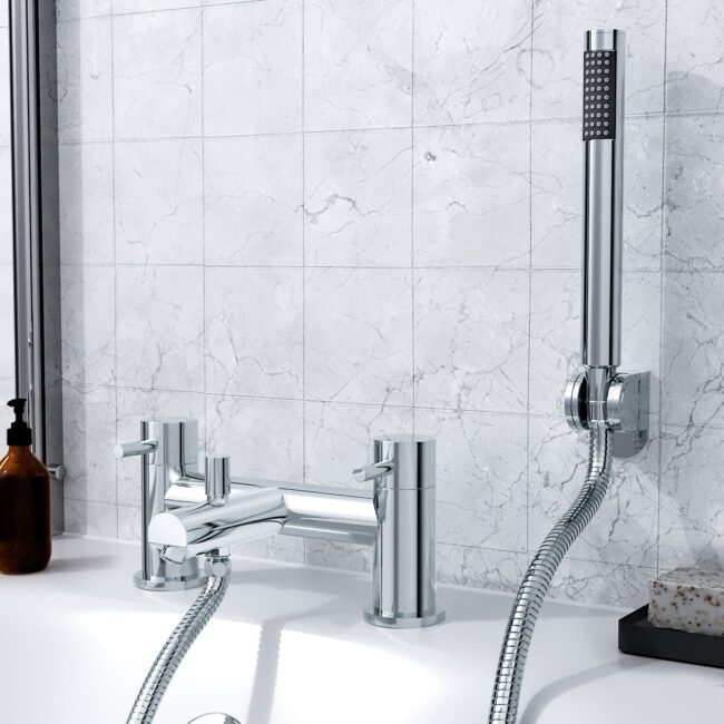 Kyic Modern Bridge Deck Mounted Bath Filler Shower Mixer Tap With Handheld Kit