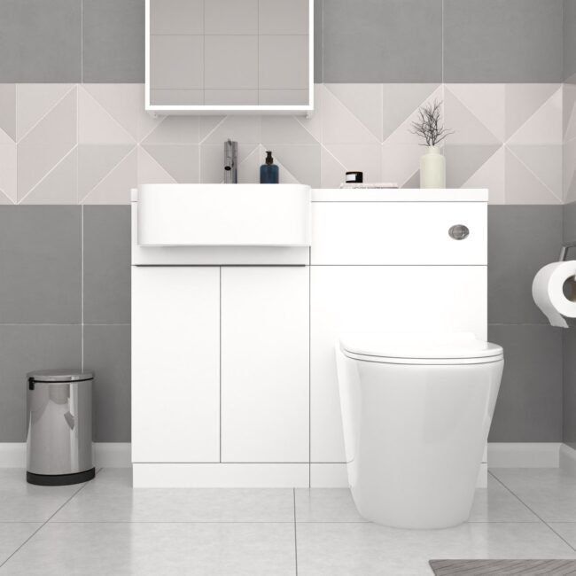 Bretford LH Basin Black Handle WC Unit BTW Toilet L-Shaped Bath & Panel Screen - Image 6