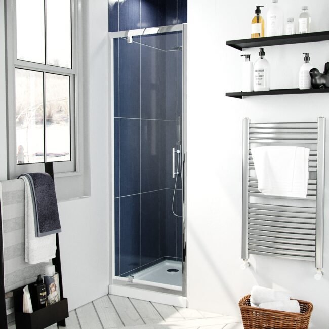 Saga 700mm Modern Pivot Shower Door Enclosure Screen Safety Glass Chrome - Image 2