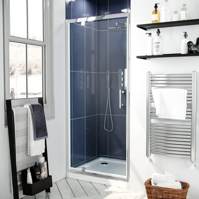 Saga 900mm Modern Pivot Shower Door Enclosure Screen Safety Glass - Image 2