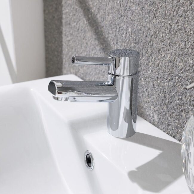 Kyic Round Bridge Deck Mounted Bath Filler And Basin Single Lever Mixer Tap Set - Image 3