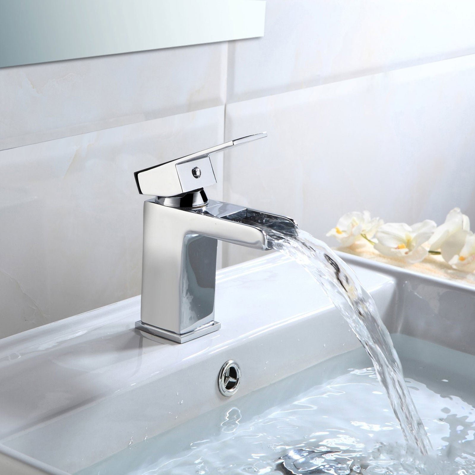 Senore White 1700mm P-Shaped Bath and Screen Basin Flat Pack Vanity Unit Close Coupled Toilet Mono and Shower Mixer Taps & Wastes - Image 9